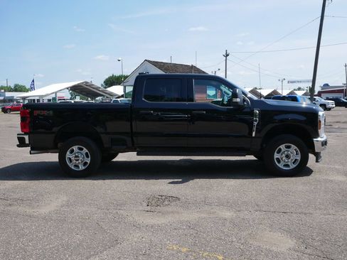 Used 2025 Ford F350 XLT w/ 360-Degree Camera Package AWD/4WD image 2