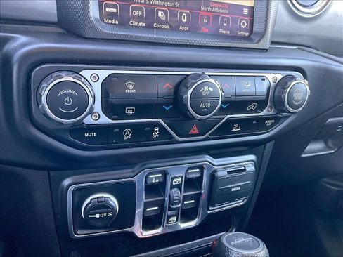 Used 2023 Jeep Gladiator Overland AWD/4WD image 26