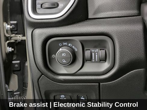Used 2026 RAM 1500 Big Horn AWD/4WD image 28