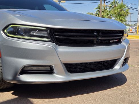 Used 2016 Dodge Charger SXT image 5