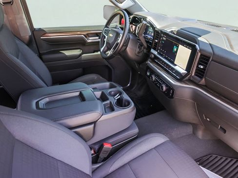 Used 2023 Chevrolet Silverado 1500 LT AWD/4WD image 27