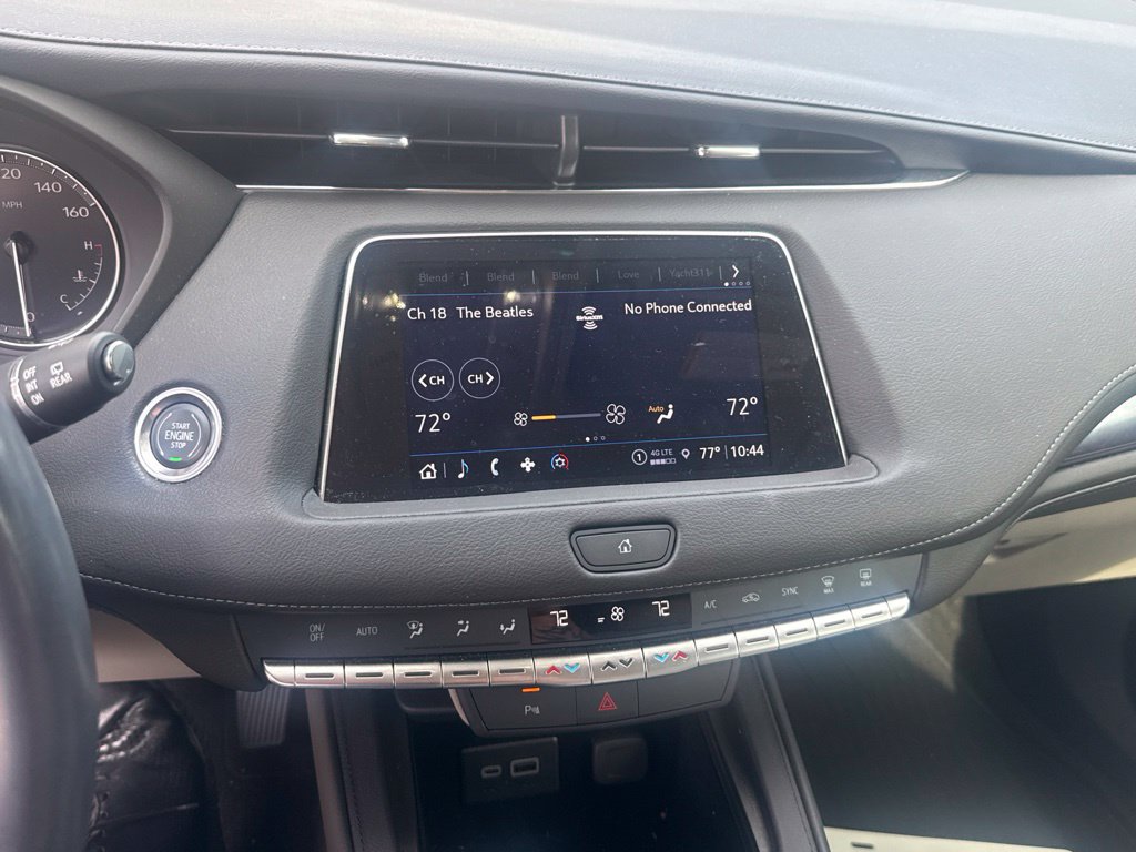 Used 2023 Cadillac XT4 Luxury FWD image 5