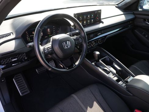 Used 2024 Honda Accord Sport image 6