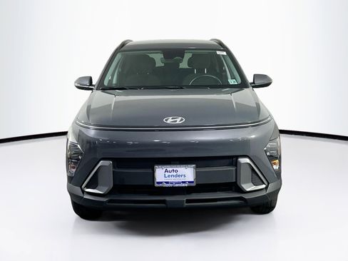 Used 2024 Hyundai Kona SEL image 2