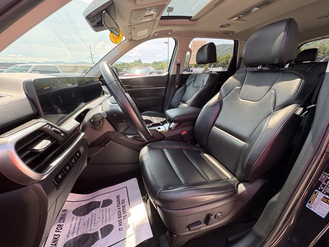 Used 2025 Kia Telluride S FWD image 26