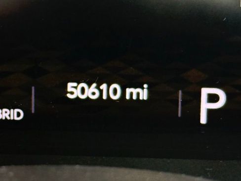 Used 2023 Jeep Wrangler Unlimited Sahara w/ Cold Weather Group image 18