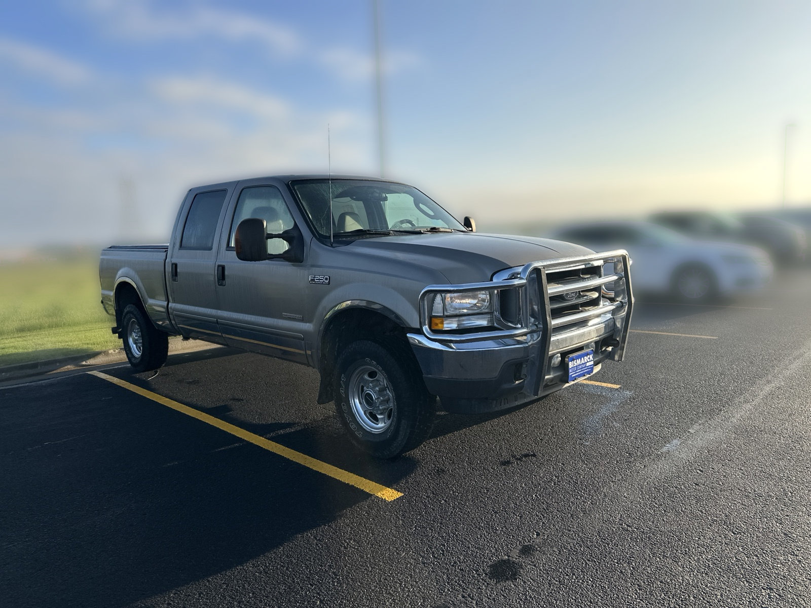 Used 2003 Ford F250 XL AWD/4WD image 2