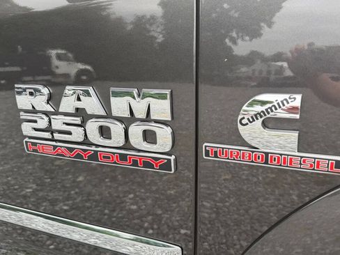 Used 2016 RAM 2500 Laramie w/ Cold Weather Group AWD/4WD image 11