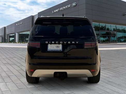 Certified 2024 Land Rover Discovery Metropolitan Edition AWD/4WD image 4