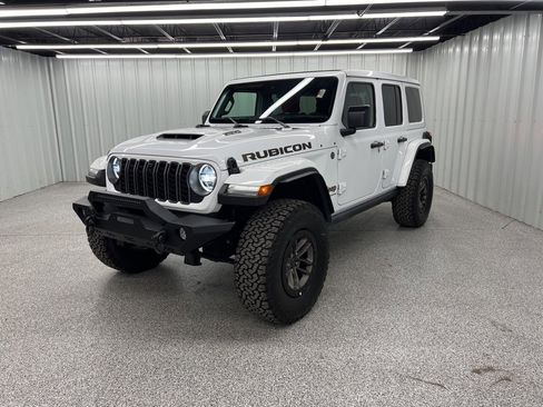 Used 2024 Jeep Wrangler Unlimited Rubicon 392 image 3