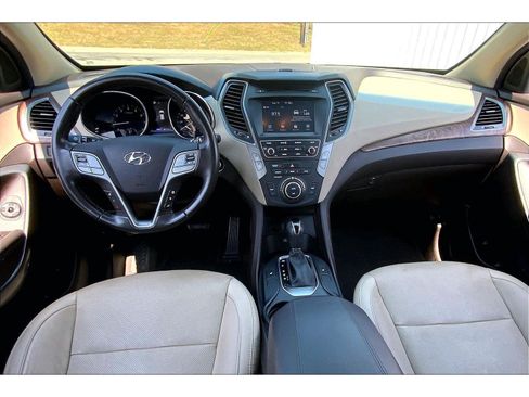 Used 2018 Hyundai Santa Fe Sport AWD/4WD image 14