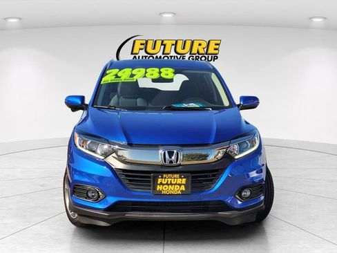 Used 2021 Honda HR-V EX image 2