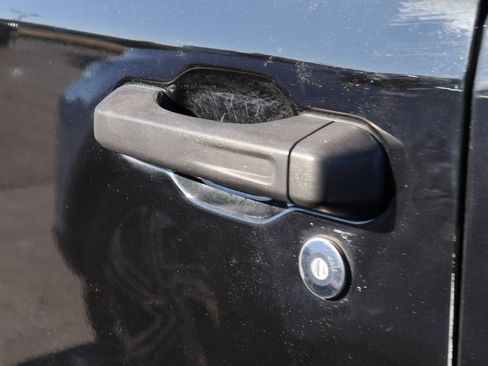 Used 2020 Jeep Wrangler Sport image 22