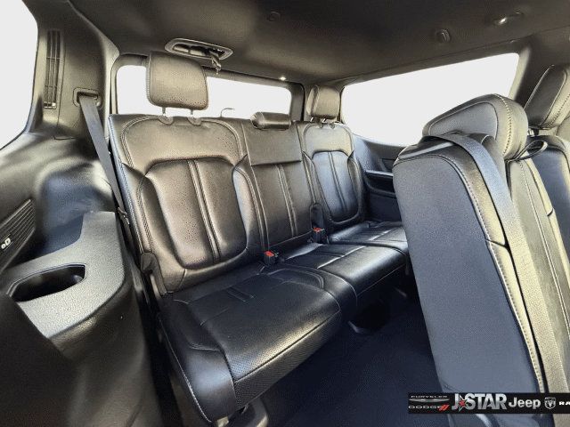 Used 2025 Jeep Wagoneer Series II w/ 8-Passenger Seating Package AWD/4WD image 30