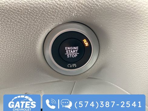 Used 2024 Chrysler Pacifica Touring-L image 29