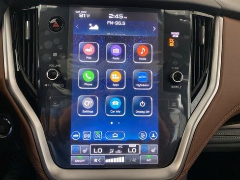 Used 2025 Subaru Outback Touring XT image 17