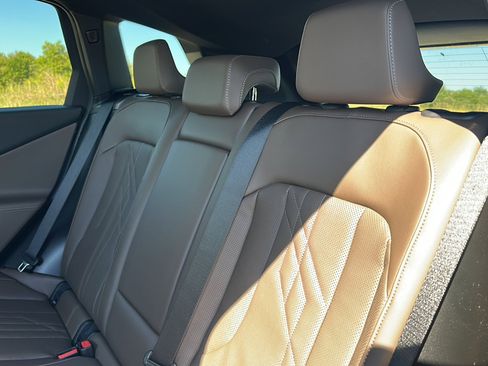 New 2026 BMW X3 xDrive30 w/ Premium Package image 16