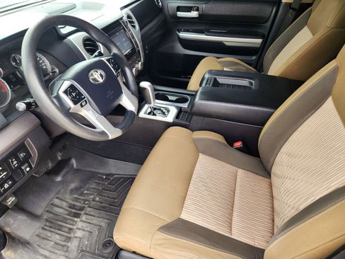 Used 2015 Toyota Tundra SR5 w/ SR5 Upgrade Package RWD image 14