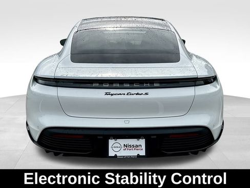 Used 2020 Porsche Taycan Turbo S image 10