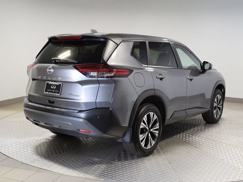 Used 2023 Nissan Rogue SV AWD/4WD image 8