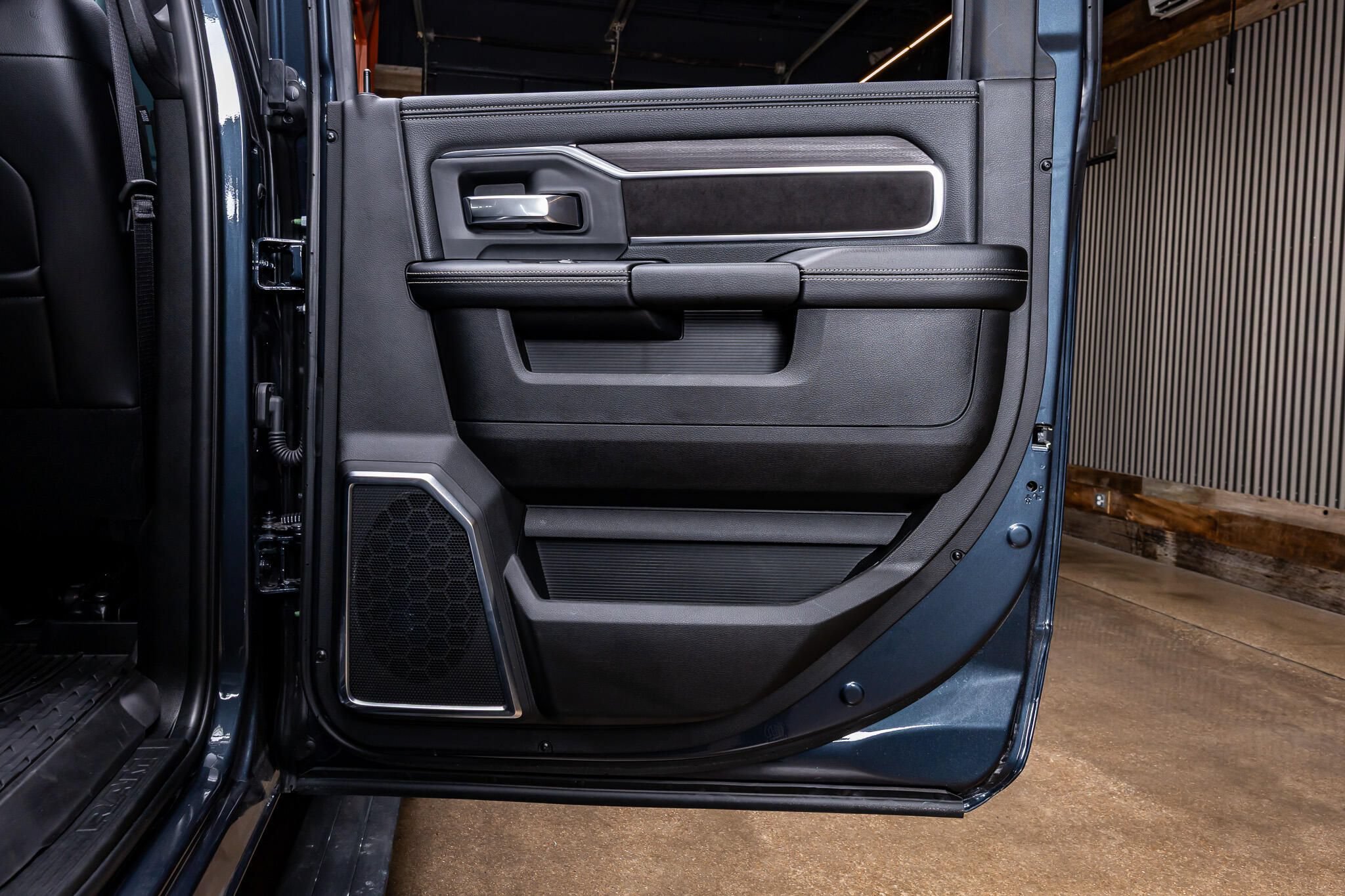 Used 2026 RAM 3500 Laramie w/ Night Edition AWD/4WD image 46