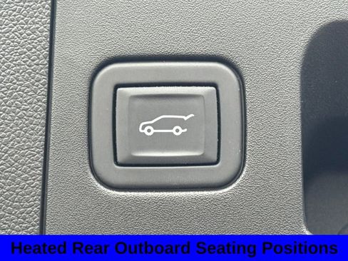 Used 2024 Cadillac XT4 Luxury w/ Cold Weather Package image 26