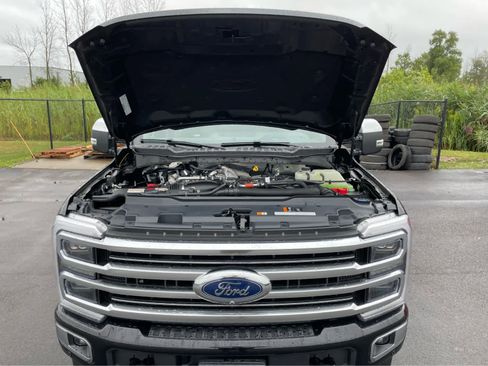New 2025 Ford F250 Platinum w/ Platinum Plus Package image 36