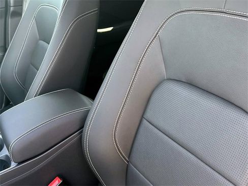 New 2024 Jaguar E-PACE R-Dynamic SE image 17