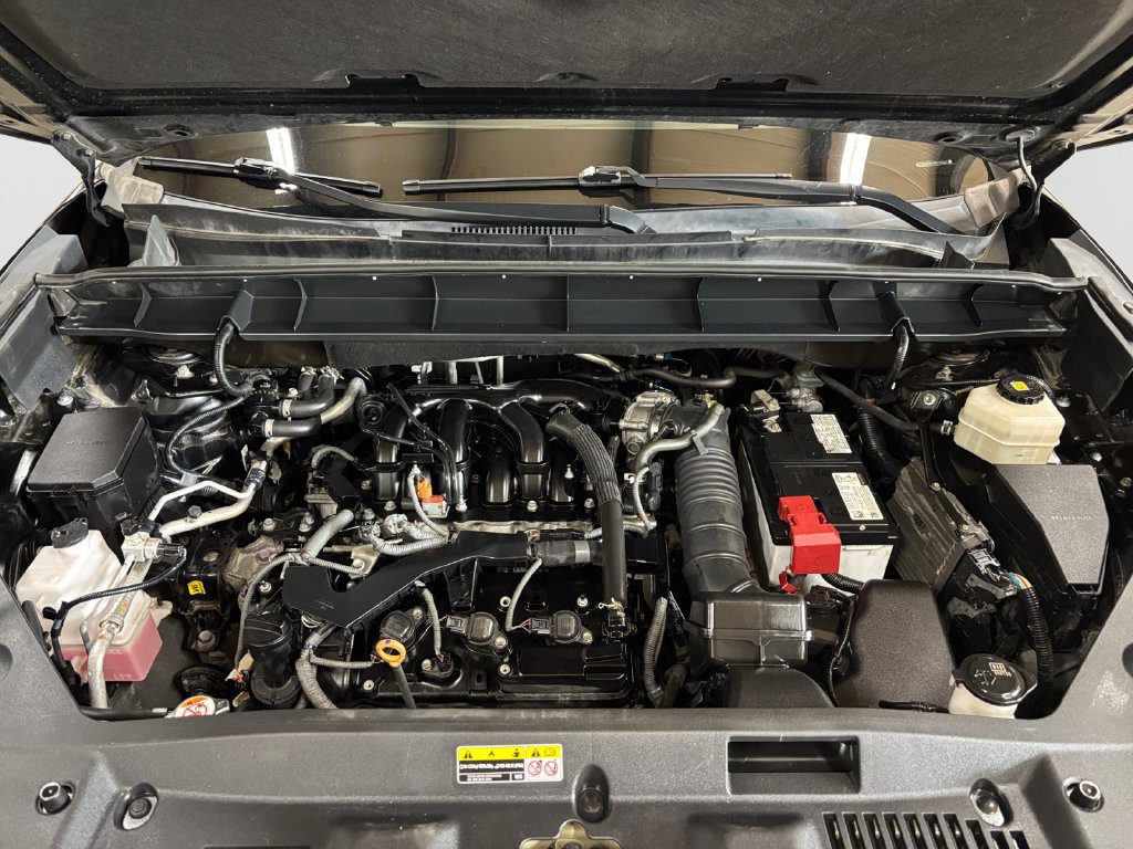 Used 2021 Toyota Highlander XLE AWD/4WD image 20