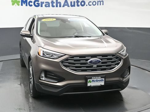 Used 2019 Ford Edge Titanium w/ Equipment Group 301A AWD/4WD image 5