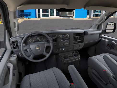 New 2026 Chevrolet Express 2500 Extended RWD image 15
