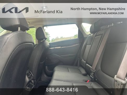 Used 2024 Kia Seltos SX w/ SX Sunroof Package AWD/4WD image 8