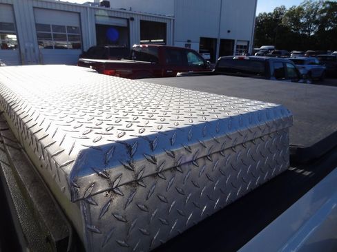 Used 2012 Ford F250 XLT w/ XLT Interior Pkg image 6