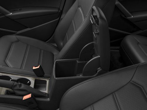 Used 2018 Volkswagen Passat 2.0T SE FWD image 15