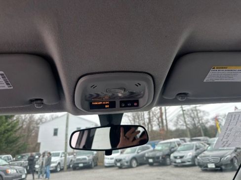 Used 2020 Chevrolet Spark LT image 27