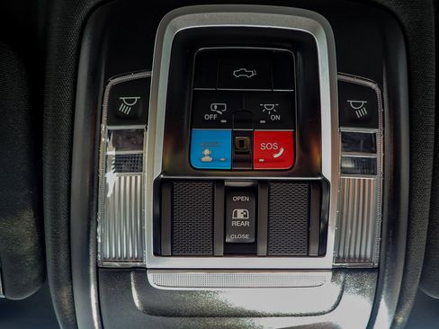 Used 2024 RAM 3500 Laramie w/ Night Edition image 22