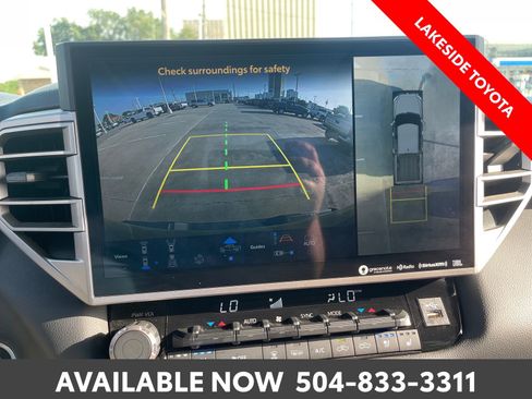 Used 2023 Toyota Tundra Limited AWD/4WD image 34