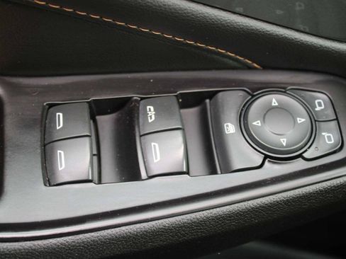 Used 2019 Chevrolet Traverse LT AWD/4WD image 34