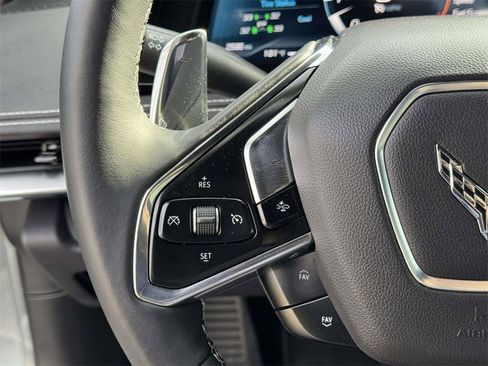 Used 2024 Chevrolet Corvette Stingray Coupe w/ Z51 Performance Package image 10