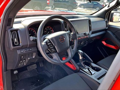 Used 2025 Nissan Frontier PRO-4X w/ Interior Protection Package image 16