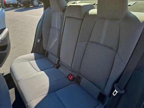 Used 2023 Toyota Corolla SE w/ SE Package FWD image 15