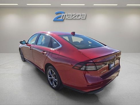Used 2023 Honda Accord EX image 3