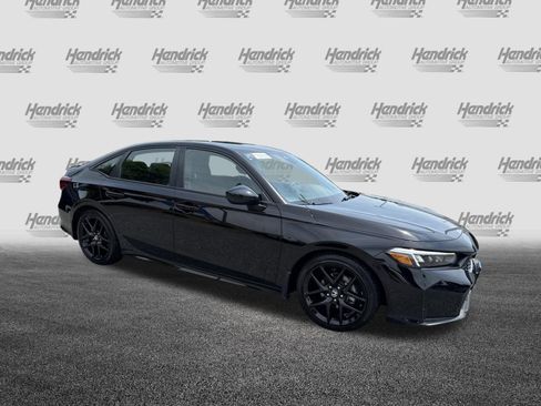 Used 2025 Honda Civic Sport image 2