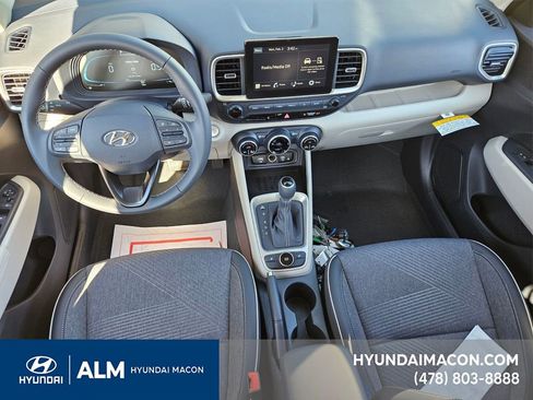 New 2026 Hyundai Venue SEL image 9