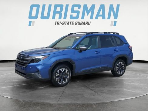 Used 2026 Subaru Forester Premium AWD/4WD image 2