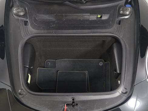 Used 2019 Porsche 911 Carrera T w/ Carrera T Interior Package image 25