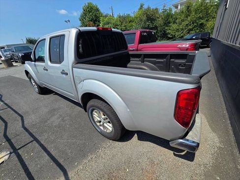 Used 2017 Nissan Frontier SV AWD/4WD image 10