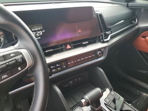 Certified 2024 Kia Sportage SX image 27