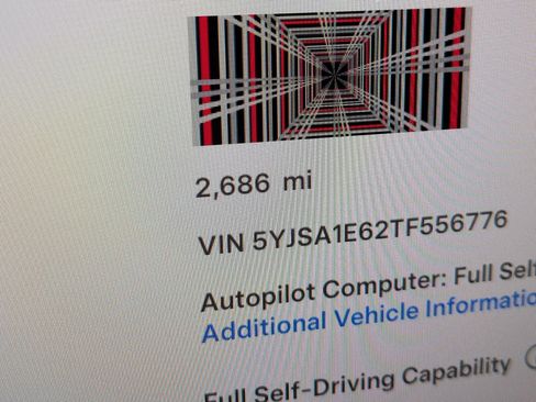 Used 2026 Tesla Model S Plaid AWD/4WD image 22