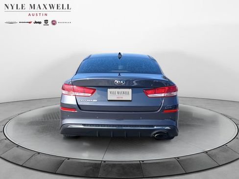 Used 2019 Kia Optima LX FWD image 15